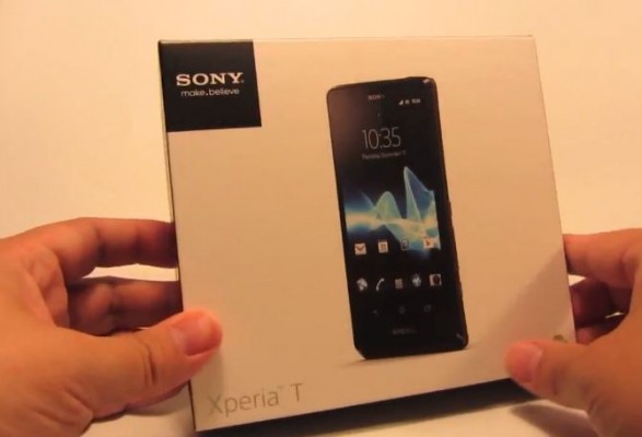 Sony Xperia T: primo video di unboxing