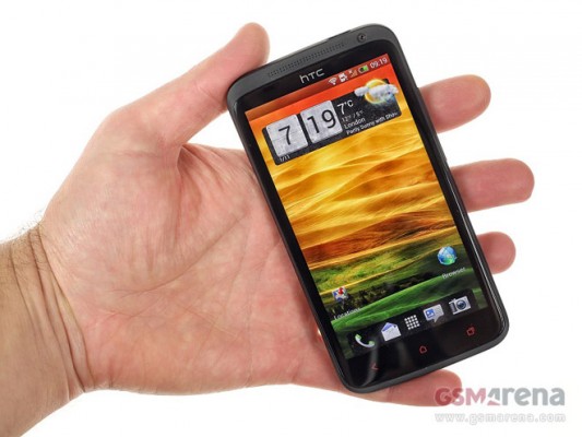 HTC One X+: video sul funzionamento dell'interfaccia utente