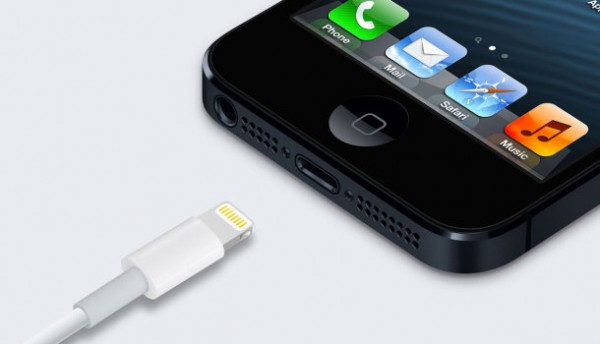 Apple iPhone 5: il cavo Lightning ha un chip di autenticazione