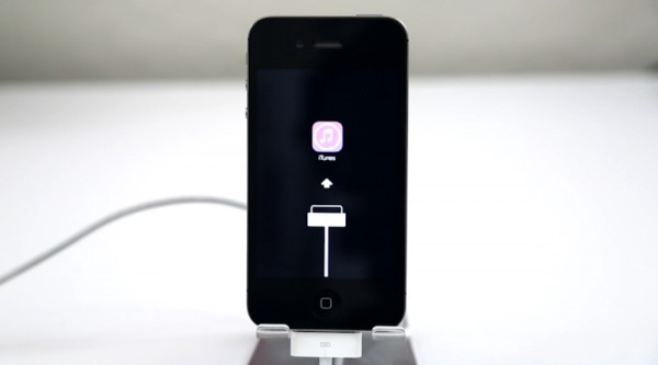 Apple iOS 7 Beta: guida sblocco iPhone 4 senza Jailbreak