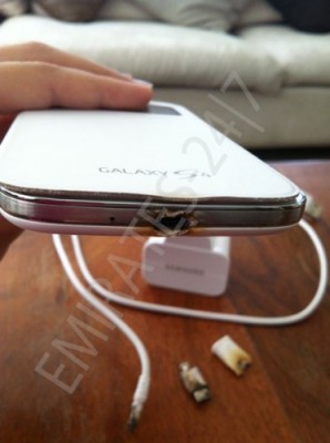 Samsung Galaxy S3 esplode, Galaxy S4 prende fuoco durante la ricarica