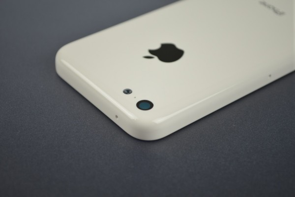 Apple iPhone 5C: il prezzo non sarà affatto economico