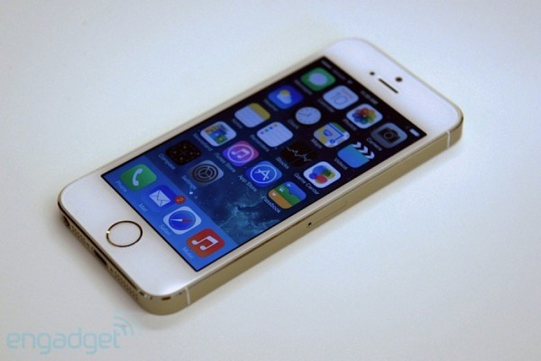 iPhone 5S: video hands-on del nuovo melafonino di Apple