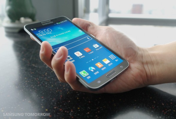 Samsung Galaxy Round: ufficiale lo smartphone con il display curvo