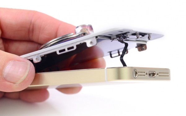 iPhone 5S e iPhone 5C: sostituzione display direttamente negli Apple Store