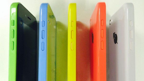 ioPhone 5 è il clone Android dell'iPhone 5C