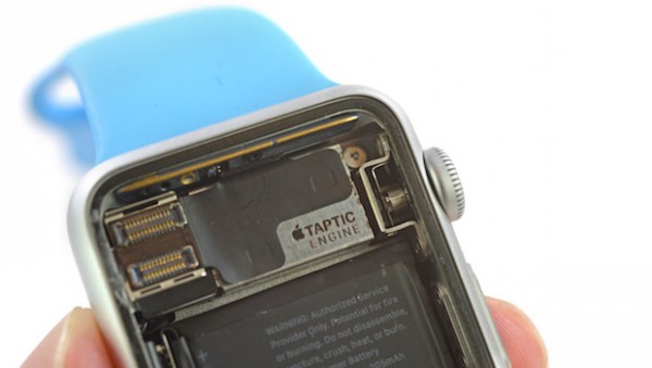 Apple Watch smontato pezzo per pezzo da iFixit