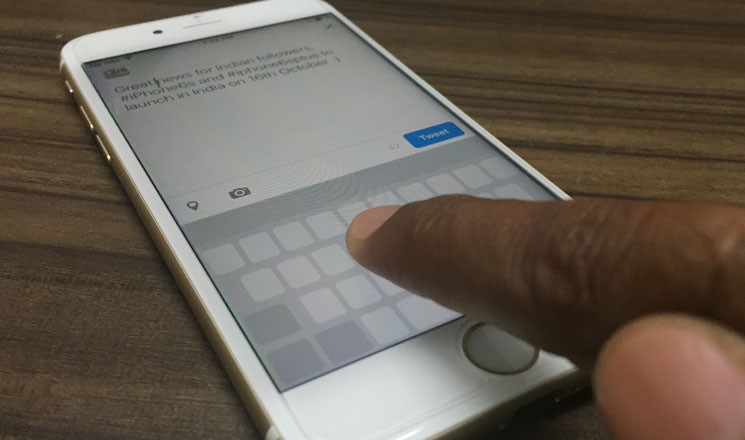 How-to-Turn-Keypad-to-Trackpad-on-iPhone-6s-and-6s-Plus