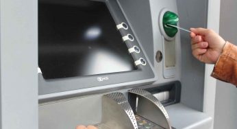 Bancomat, è allarme alto per una nuova truffa | Credi che non funzioni ed invece ti hanno svuotato il conto